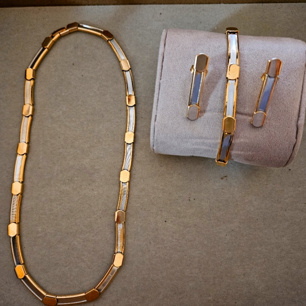Jewelry set